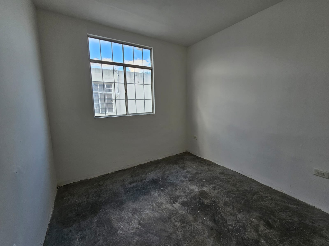 Casa en Venta en Fraccionamiento El Jaral, El Carmen | 2 Plantas, 2 Recámaras