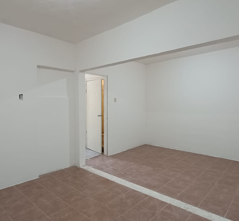 Casa en Venta en Colonia San Miguel, Apodaca | 2 Recámaras con Terraza