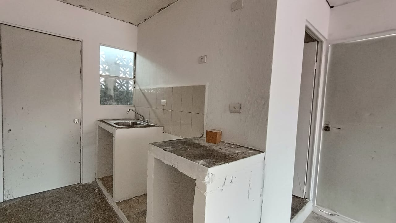 Casa en Venta en Valle del Roble, Cadereyta Jiménez | 1 Planta