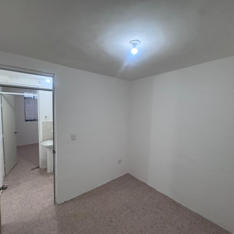 Casa en Venta en Valles de Oporto, Juárez | 2 Plantas, 2 Recámaras