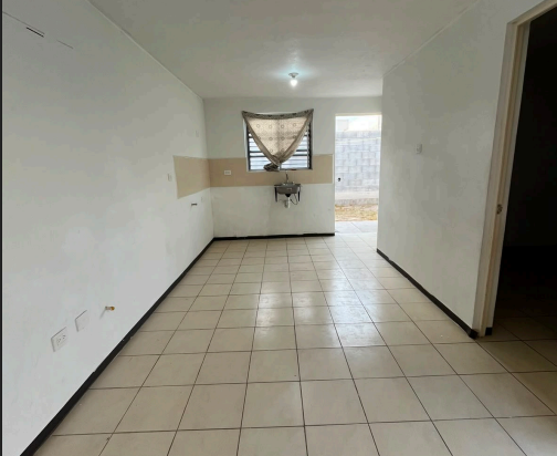 Casa en Venta en Fraccionamiento Vista Bella 3er Sector, García | 2 Recámaras, 98 m²