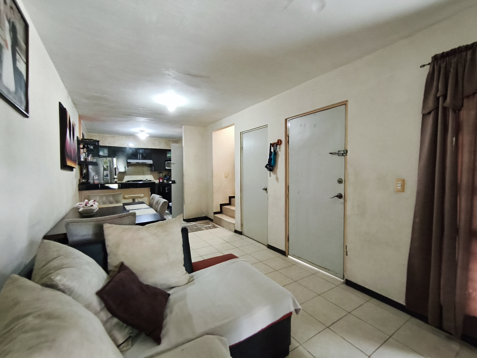 Casa en Venta en Renaceres Residencial 3er Sector, Apodaca | 2 Recámaras con Cocina Integral