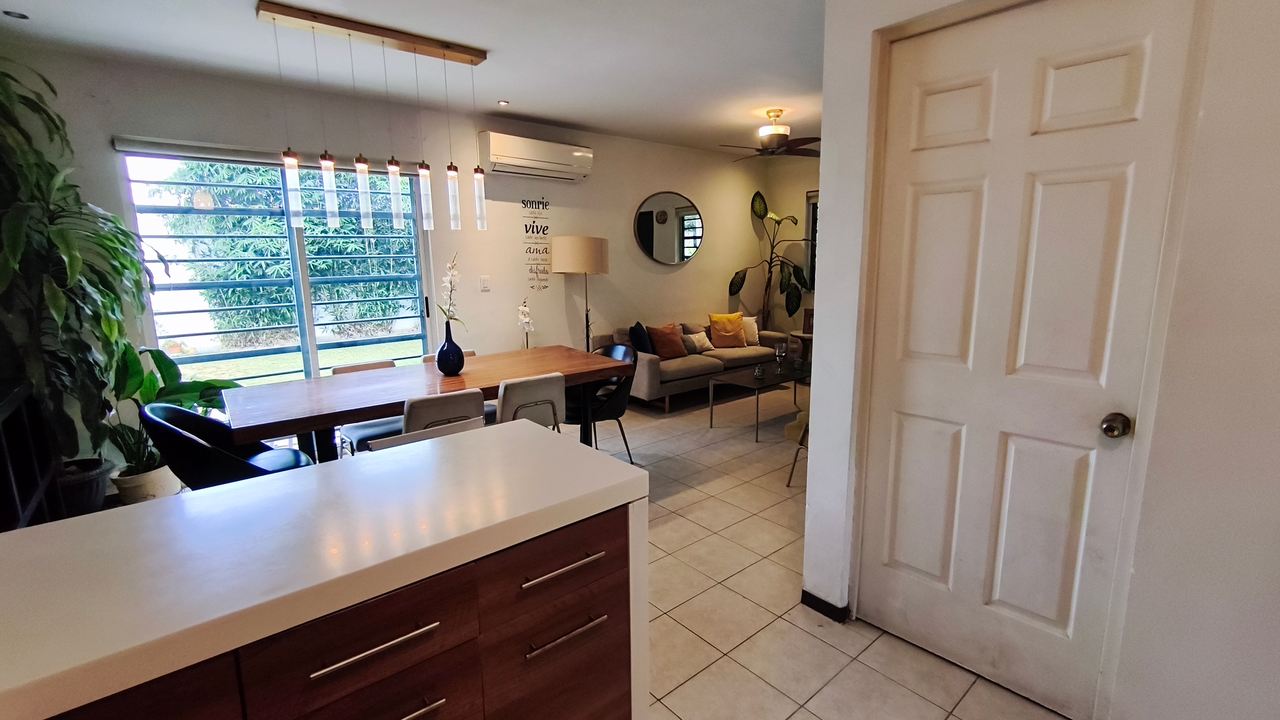 Casa en Venta en Santa Cecilia Residencial II, Santa Catarina | 3 Recámaras – Foto 4 Casa en Venta en Santa Cecilia Residencial II, Santa Catarina | 3 Recámaras