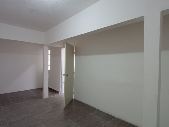 Casa en Venta en Colonia San Miguel, Apodaca | 2 Recámaras con Terraza