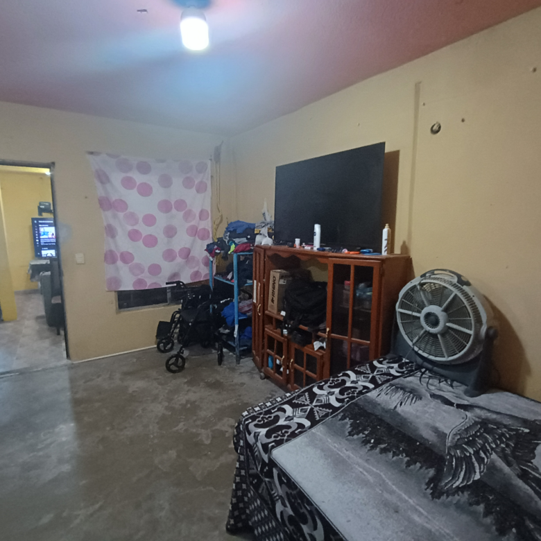 Casa en Venta en Colinas del Aeropuerto, Apodaca | 2 Recámaras