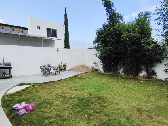 Casa en Venta en Santa Cecilia Residencial II, Santa Catarina | 3 Recámaras