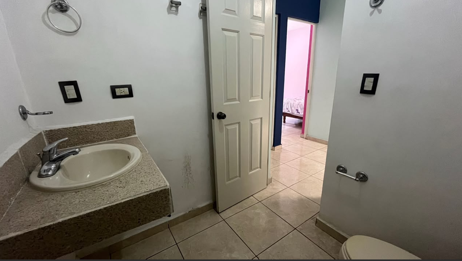 Casa en Venta en Pedregal La Huasteca, Santa Catarina | 3 Recámaras + Estudio