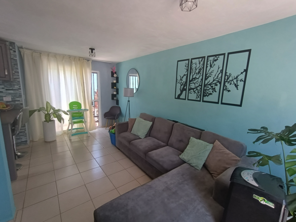 Casa en Venta en Vistas de las Mitras, García | 2 Niveles, 2 Recámaras