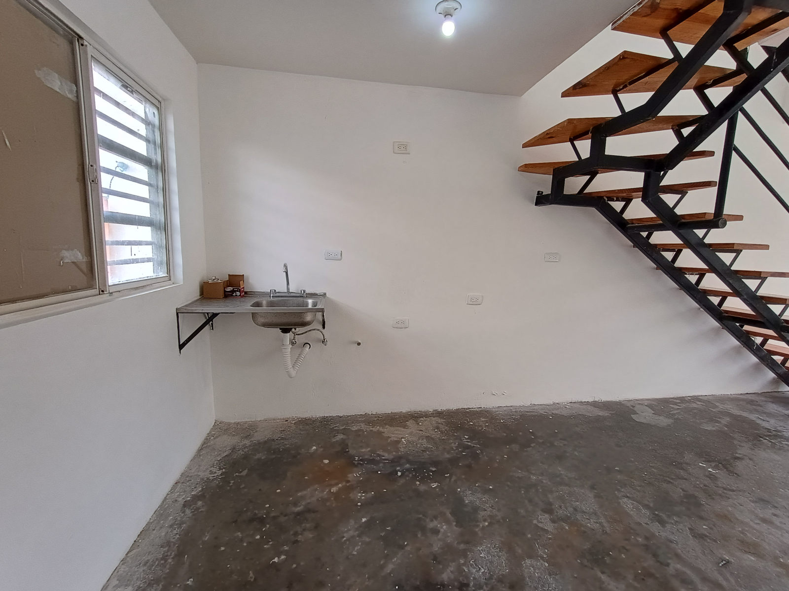 Casa en Venta en Valle de San Blas, García | 2 Plantas, 2 Recámaras