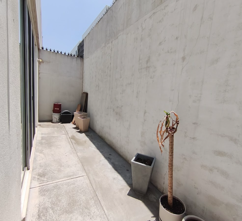 Casa en Venta en Fraccionamiento Samsara (Sector Bellini), García | 3 Recámaras con Alberca