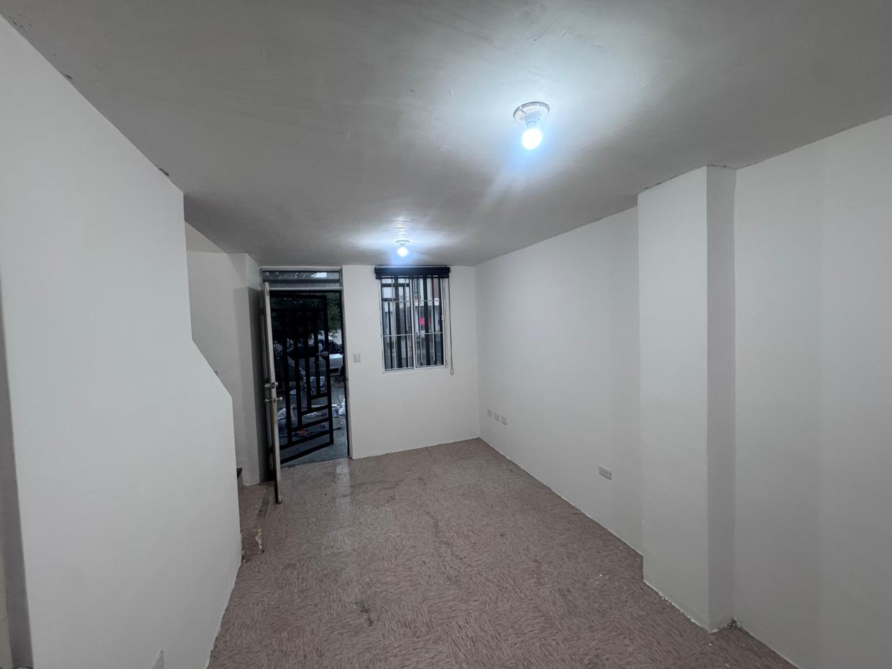Casa en Venta en Valles de Oporto, Juárez | 2 Plantas, 2 Recámaras
