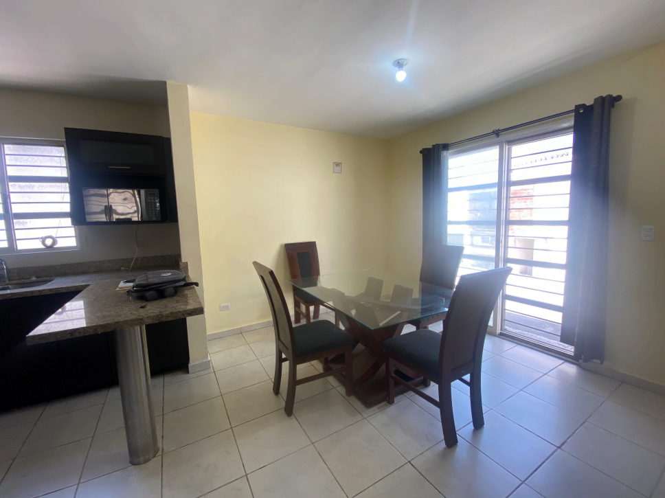 Casa en Venta en Fraccionamiento Almería, Apodaca | 4 Recámaras, 190 m² – Foto 2 Casa en Venta en Fraccionamiento Almería, Apodaca | 4 Recámaras, 190 m²