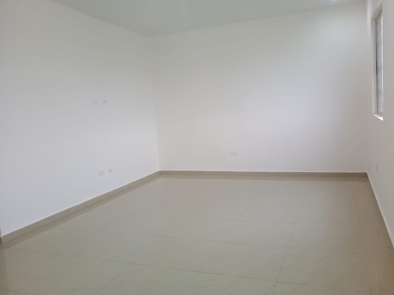Casa en Venta en Valterra Residencial Sector Ámbar, Apodaca | 3 Plantas, 3 Recámaras – Foto 14 Casa en Venta en Valterra Residencial Sector Ámbar, Apodaca | 3 Plantas, 3 Recámaras