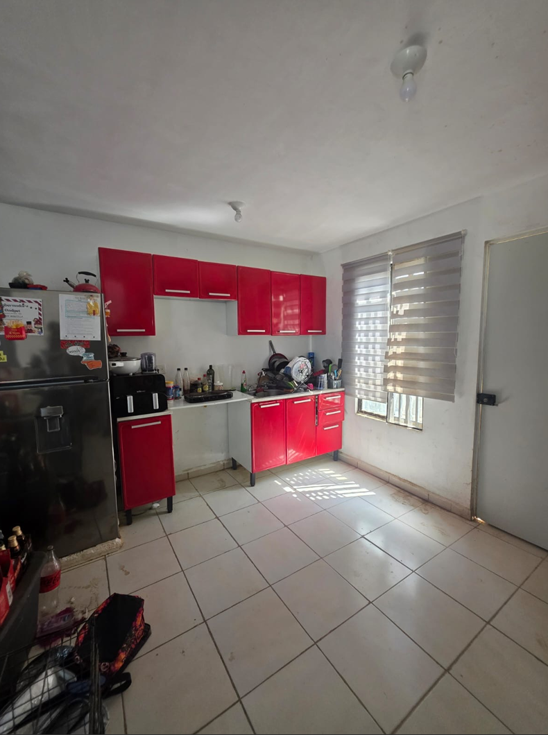 Casa en Venta en Laderas de la Silla, Juárez | 2 Plantas, Cochera Doble