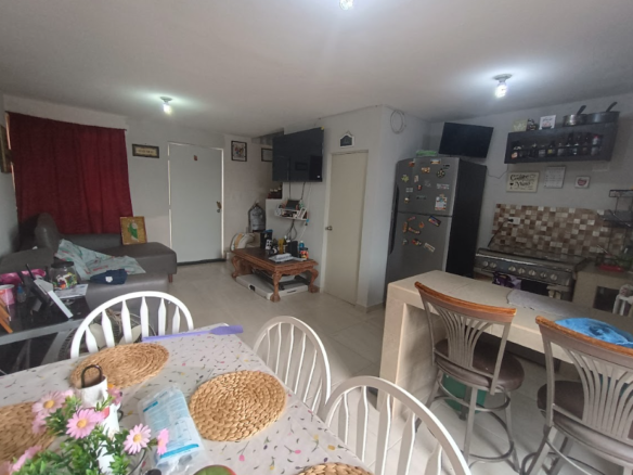 Casa en Venta en Fraccionamiento Torre Luna, Salinas Victoria | 2 Plantas, 112 m²