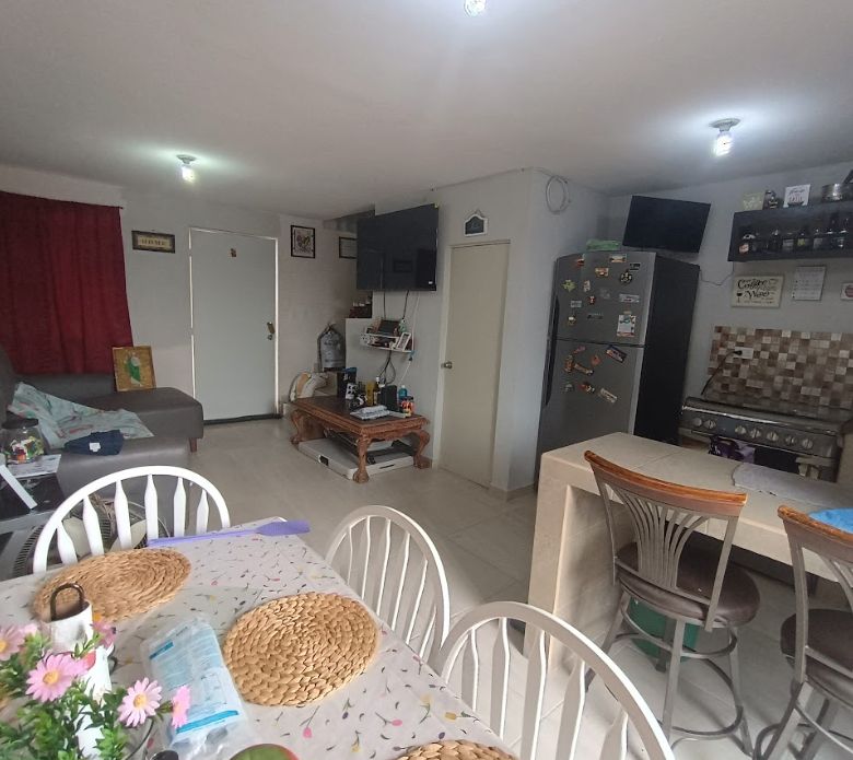 Casa en Venta en Fraccionamiento Torre Luna, Salinas Victoria | 2 Plantas, 112 m²