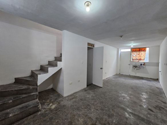 Casa en Venta en Fraccionamiento El Jaral, El Carmen | 2 Plantas, 2 Recámaras