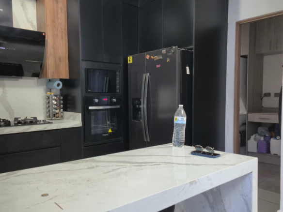 Casa en Venta en Fraccionamiento Arbado Sector Monarca, Apodaca | 3 Recámaras