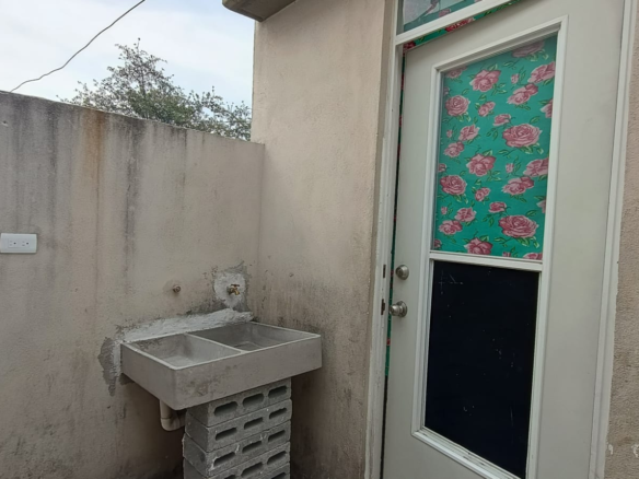 Casa Dúplex en Venta en Los Puertos, Juárez | 2 Recámaras