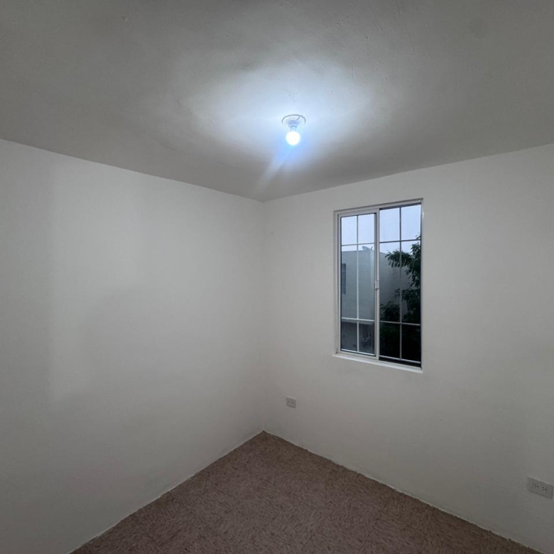 Casa en Venta en Valles de Oporto, Juárez | 2 Plantas, 2 Recámaras
