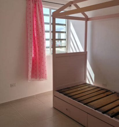 Casa en Venta en Valle Condesa (Sector Britania), Juárez | 2 Plantas, 2 Recámaras