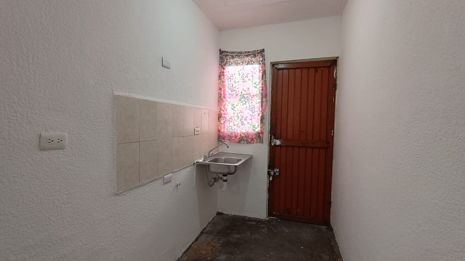 Casa en Venta en Los Cometas (Monte Kristal), Juárez | 2 Recámaras