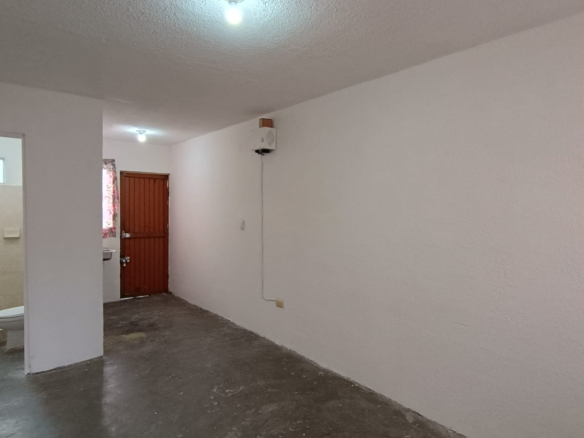 Casa en Venta en Los Cometas (Monte Kristal), Juárez | 2 Recámaras