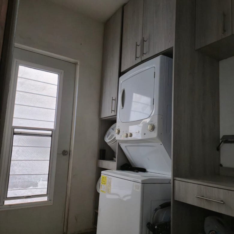 Casa en Venta en Fraccionamiento Arbado Sector Monarca, Apodaca | 3 Recámaras