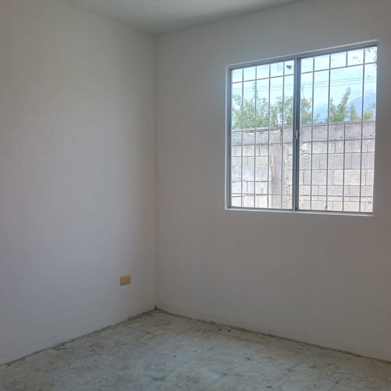 Casa en Venta en Valle de Lincoln, García | 2 Recámaras