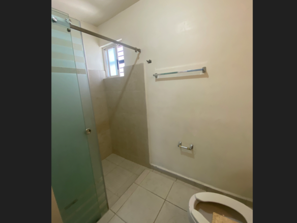 Casa en Venta en Fraccionamiento Almería, Apodaca | 4 Recámaras, 190 m²