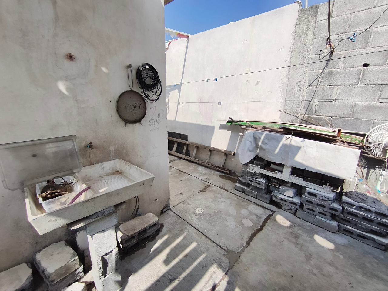 Casa en Venta en Valle de San Blas, García | 2 Recámaras, 75 m²