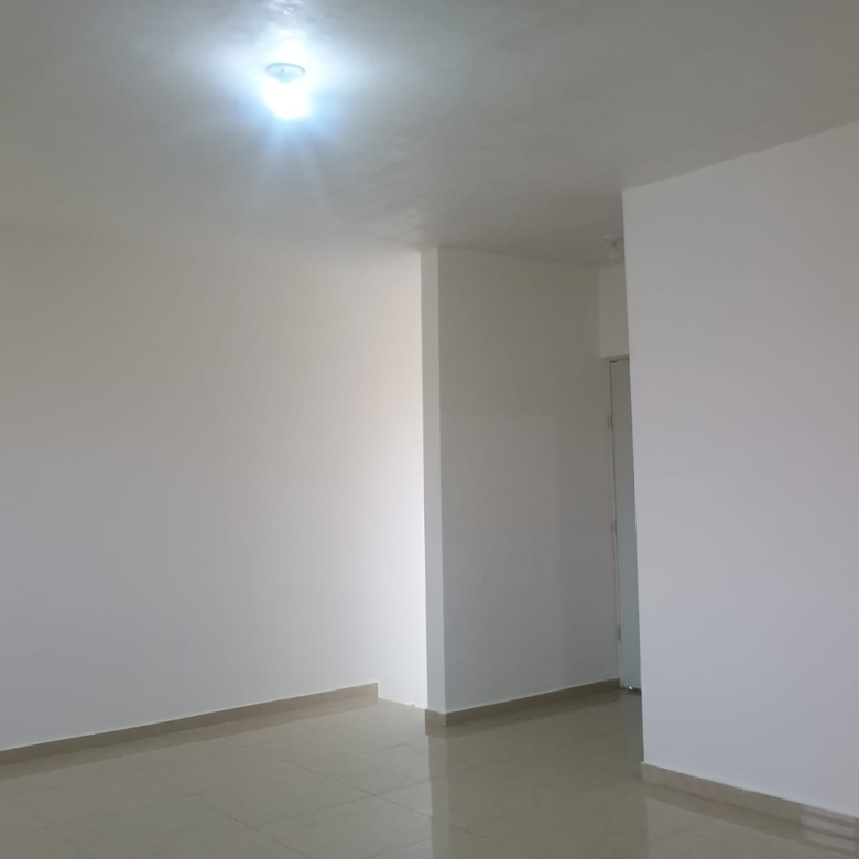 Casa en Venta en Valterra Residencial Sector Ámbar, Apodaca | 3 Plantas, 3 Recámaras