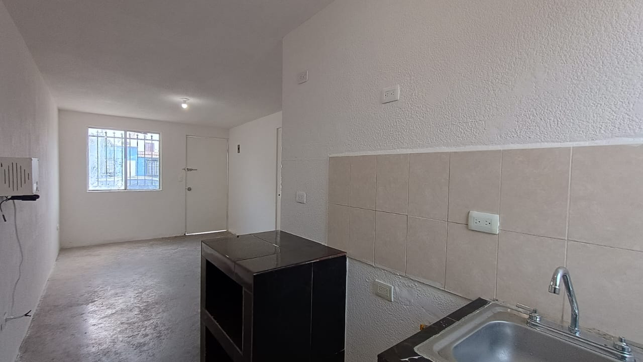 Casa en Venta en Los Cometas, Juárez | 2 Recámaras, Cochera