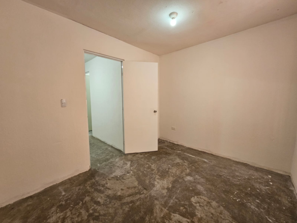 Casa en Venta en Fraccionamiento Valle Santa Isabel, Juárez | 2 Plantas, 2 Recámaras