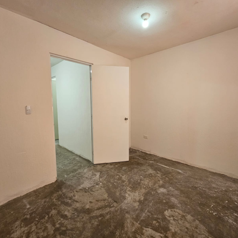 Casa en Venta en Fraccionamiento Valle Santa Isabel, Juárez | 2 Plantas, 2 Recámaras