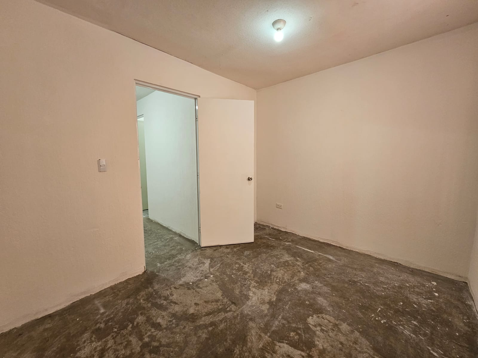 Casa en Venta en Fraccionamiento Valle Santa Isabel, Juárez | 2 Plantas, 2 Recámaras