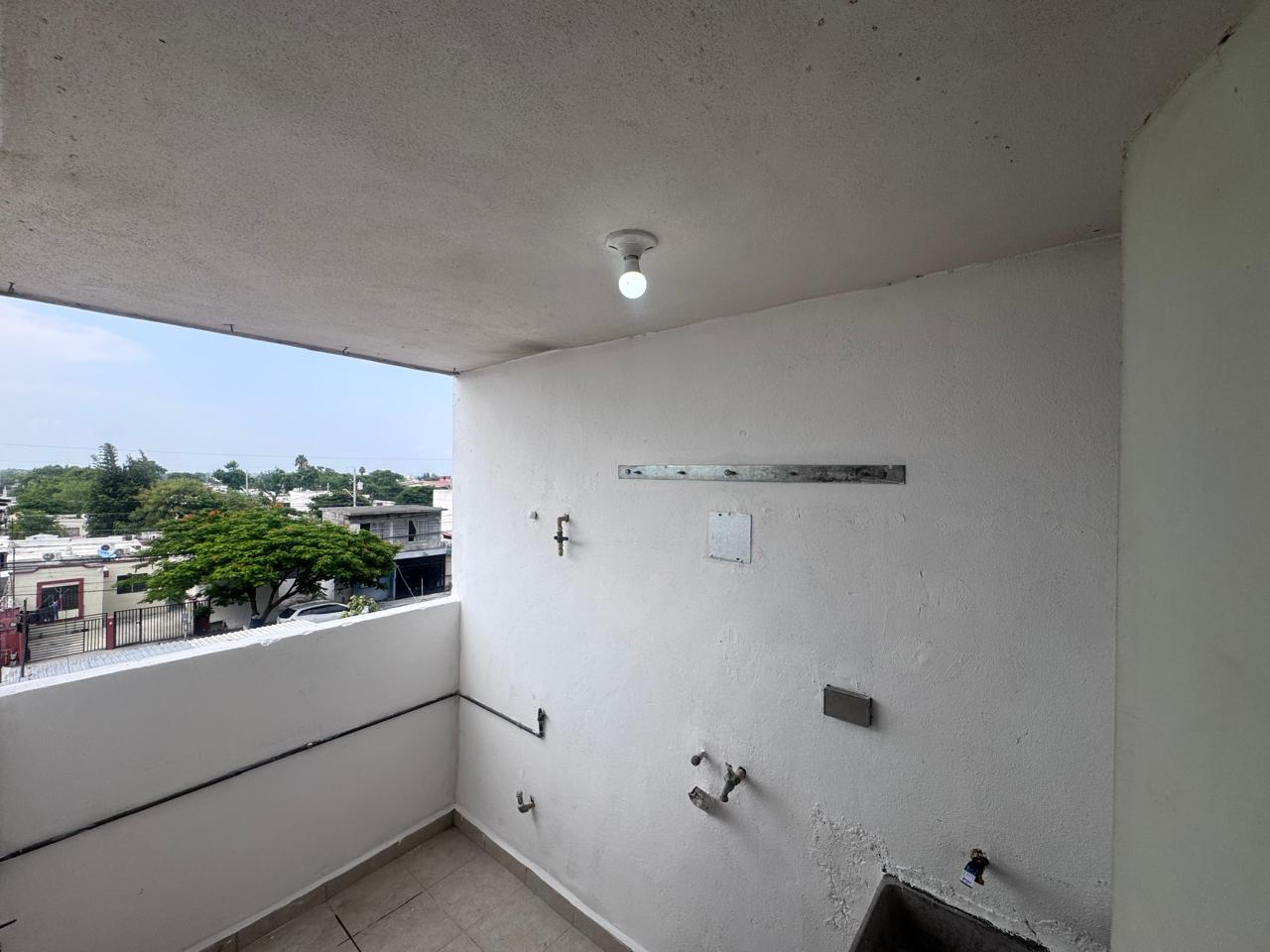 Departamento en Venta en Privada Vía Siete, Juárez | 2 Recámaras con Piso Cerámico – Foto 15 Departamento en Venta en Privada Vía Siete, Juárez | 2 Recámaras con Piso Cerámico