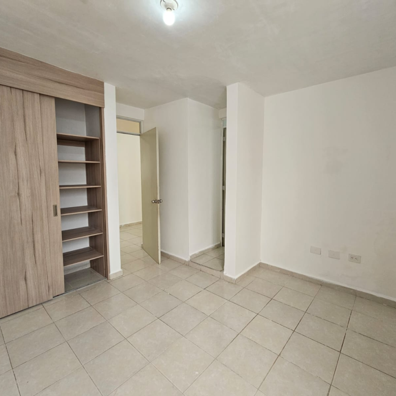 Casa en Venta en Parques Zafiro Azul Real, García | 3 Recámaras, 3 Baños