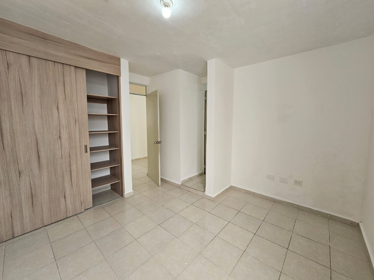 Casa en Venta en Parques Zafiro Azul Real, García | 3 Recámaras, 3 Baños