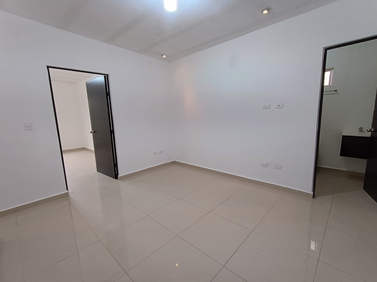 Casa en Venta en Evante Residencial, Guadalupe | 3 Recámaras, Cochera Doble