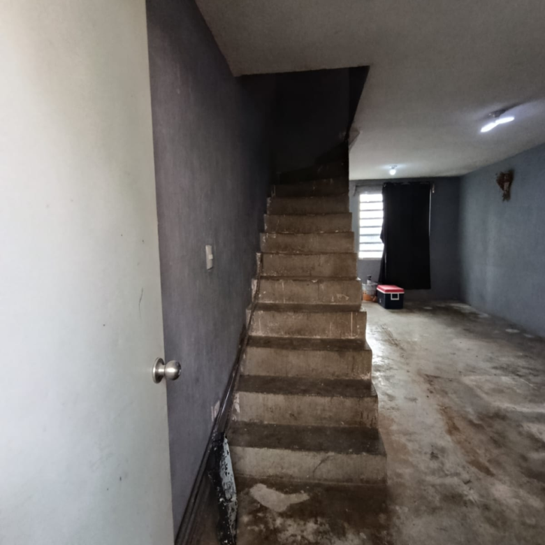 Casa en Venta en Valle del Roble, Cadereyta Jiménez | 2 Plantas, 2 Recámaras