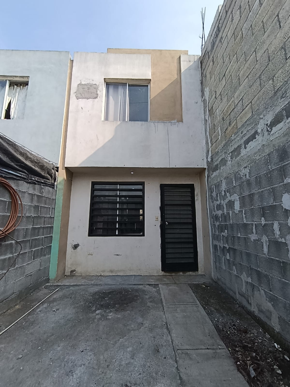 Casa en Venta en Valle del Roble, Cadereyta Jiménez | 2 Plantas, 2 Recámaras – Foto 12 Casa en Venta en Valle del Roble, Cadereyta Jiménez | 2 Plantas, 2 Recámaras