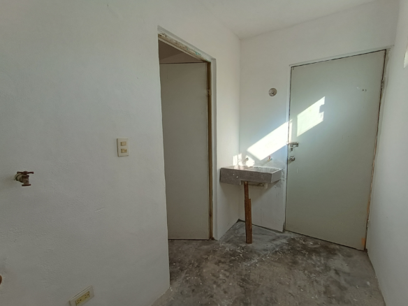 Casa en Venta en Santa Sofía (Hacienda del Renacimiento), García | 2 Recámaras