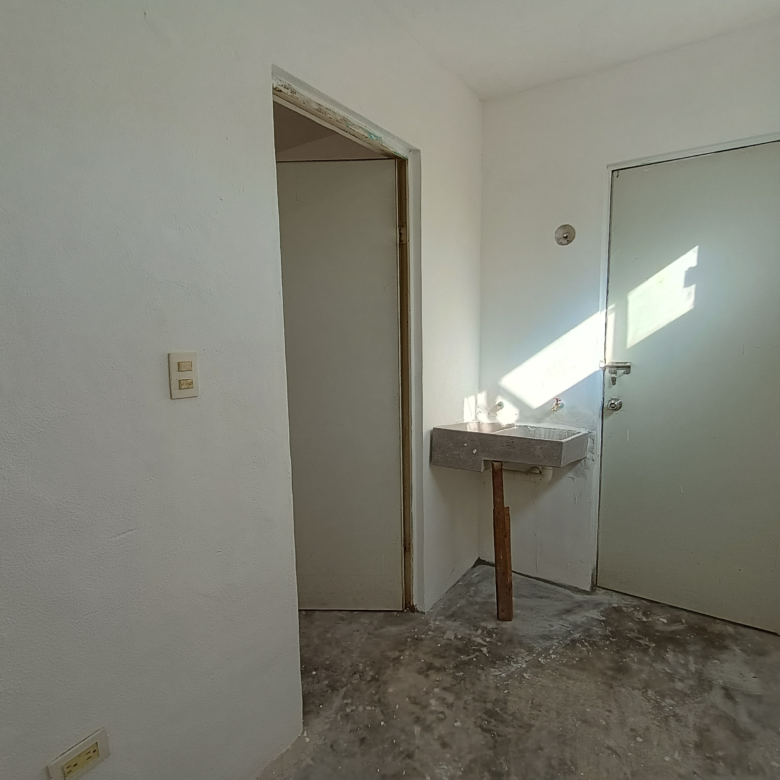 Casa en Venta en Santa Sofía (Hacienda del Renacimiento), García | 2 Recámaras