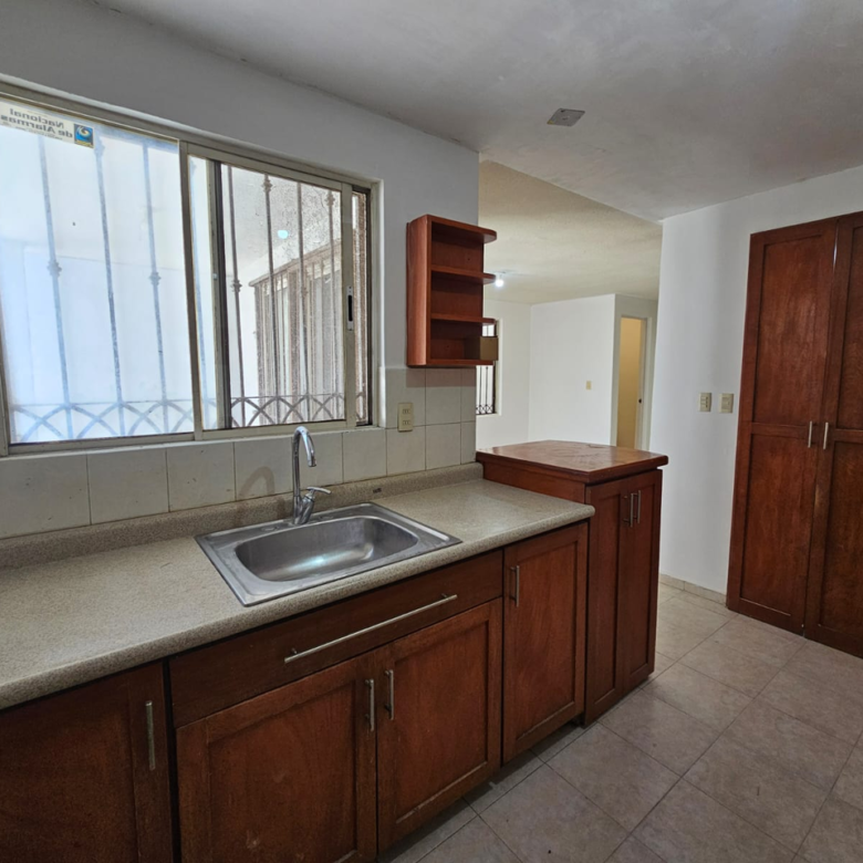 Casa en Venta en Cumbres de San Agustín, Monterrey | 3 Recámaras, 119 m²