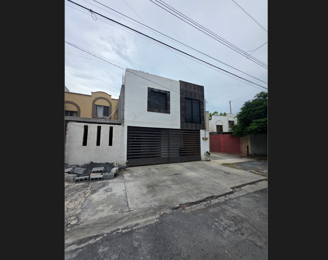 Casa en Venta en Barrio San Luis, Monterrey | 3 Recámaras con Terraza