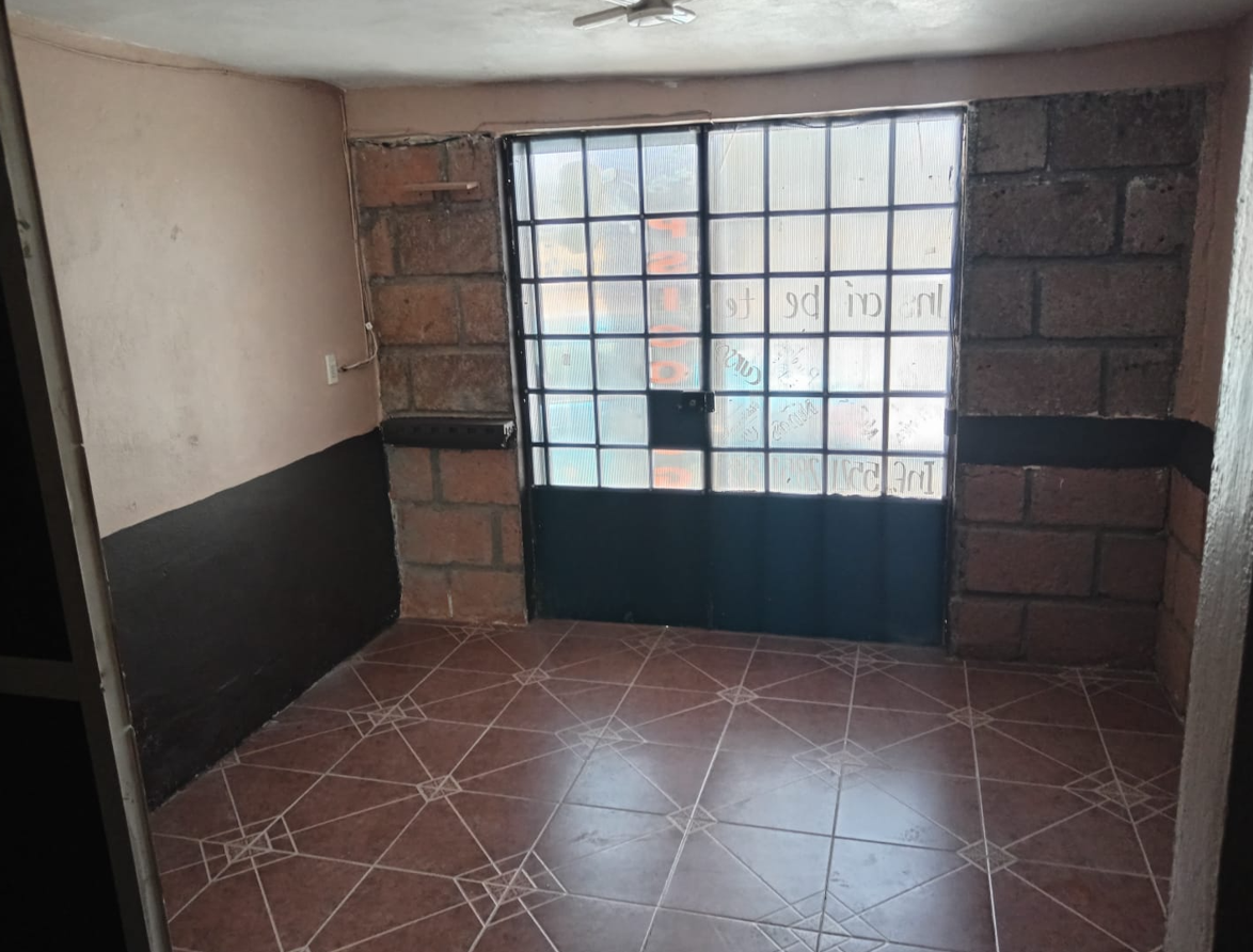 Casa en Venta en Privadas de San Fernando, Mineral de la Reforma | 3 Plantas, 200 m² – Foto 1 Casa en Venta en Privadas de San Fernando, Mineral de la Reforma | 3 Plantas, 200 m²