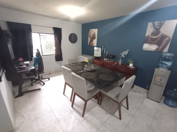 Casa en Venta en Fraccionamiento Simón Bolívar, Monterrey | 155 m², 2 Recámaras