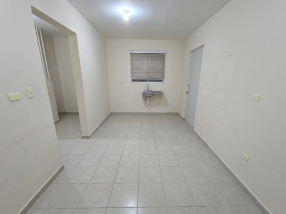 Casa en Venta en Residencial Valle Azul, Apodaca | 2 Recámaras, Cochera Doble