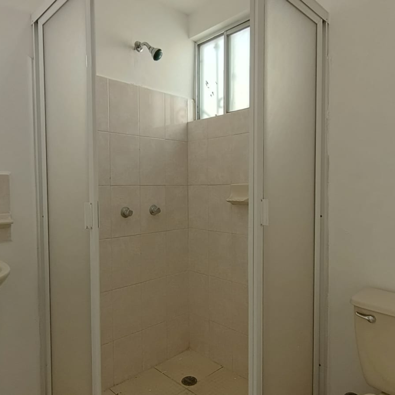 Casa en Venta en Villas de la Hacienda, Juárez | 2 Plantas, Cochera Doble